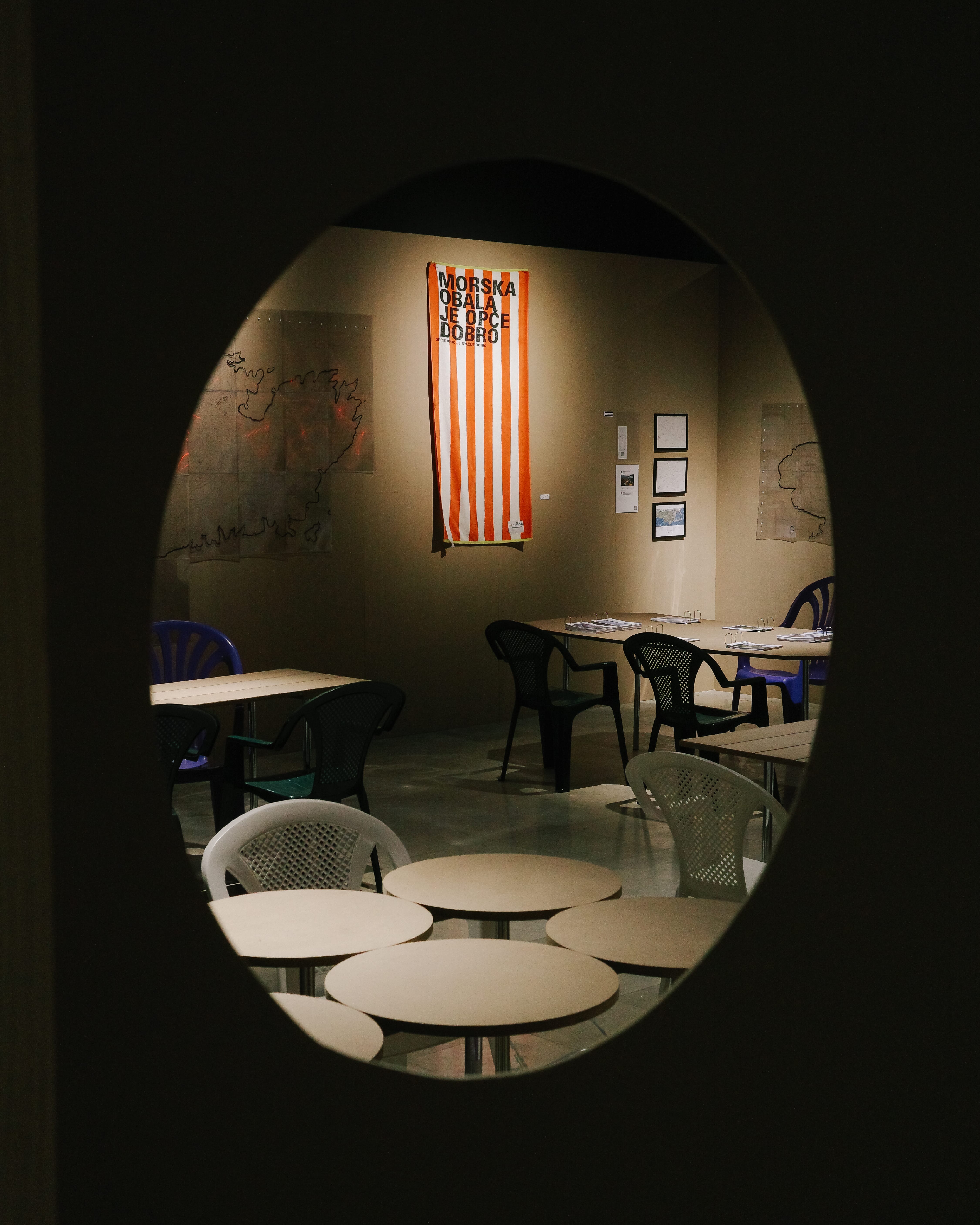 Daily Dialogue, project: The Distance View (Fig. 2)